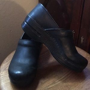 Dansko Black Leather Professional Clogs Shoes